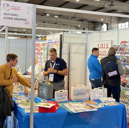 Congrès national des sapeurs-pompiers - stand des Editions Icone Graphic